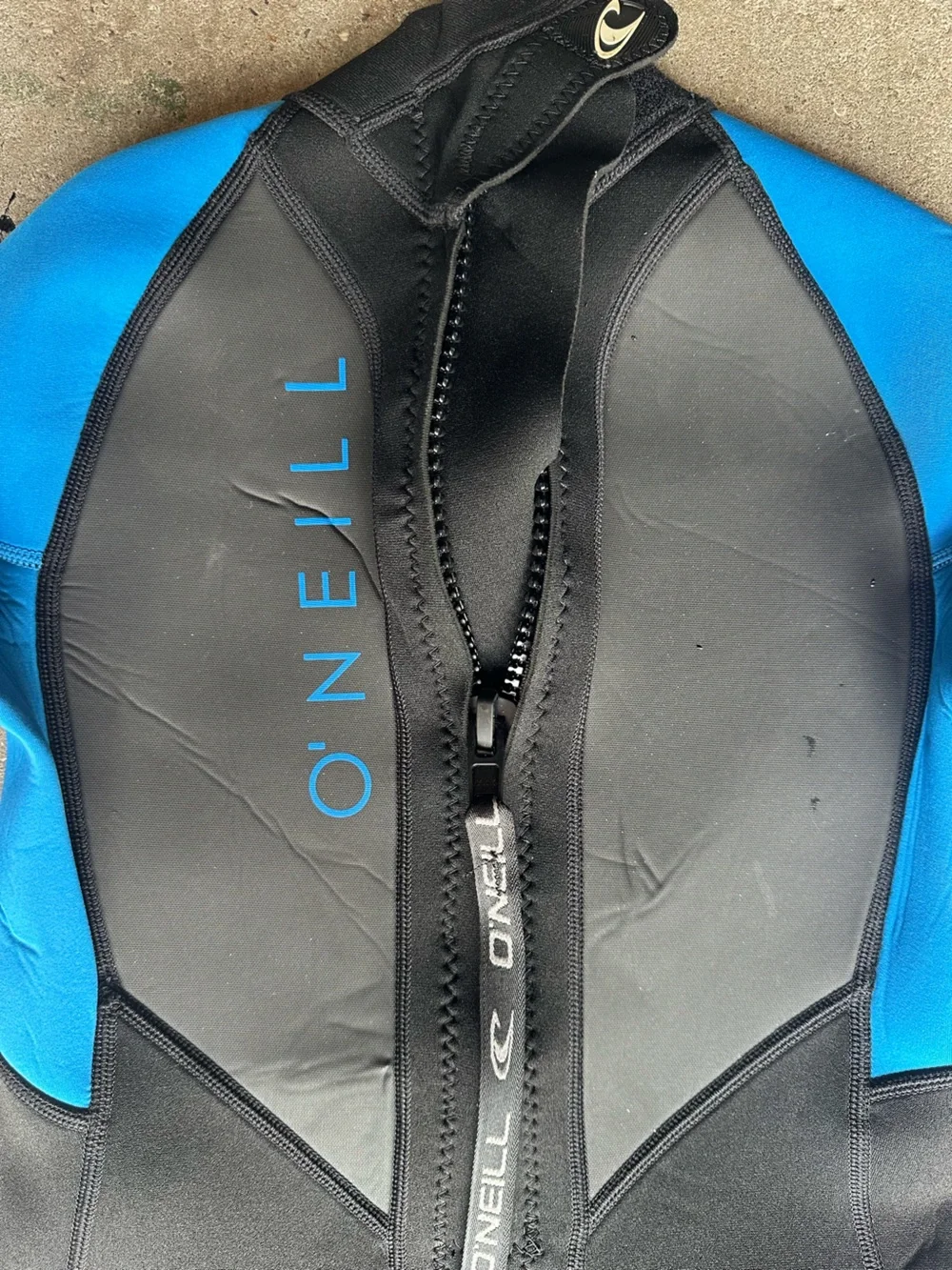 O'Neill Youth Reactor Black & Blue 3/2mm Full Wetsuit Gently Used